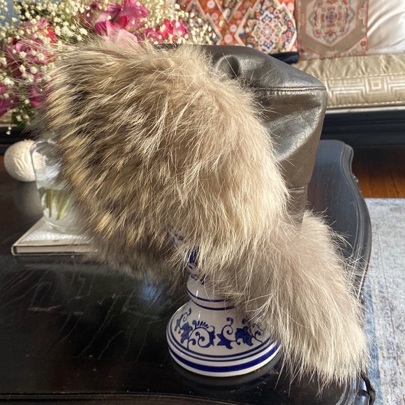 Real fox fur trapper ear flap ski cap - Picture 4 of 7